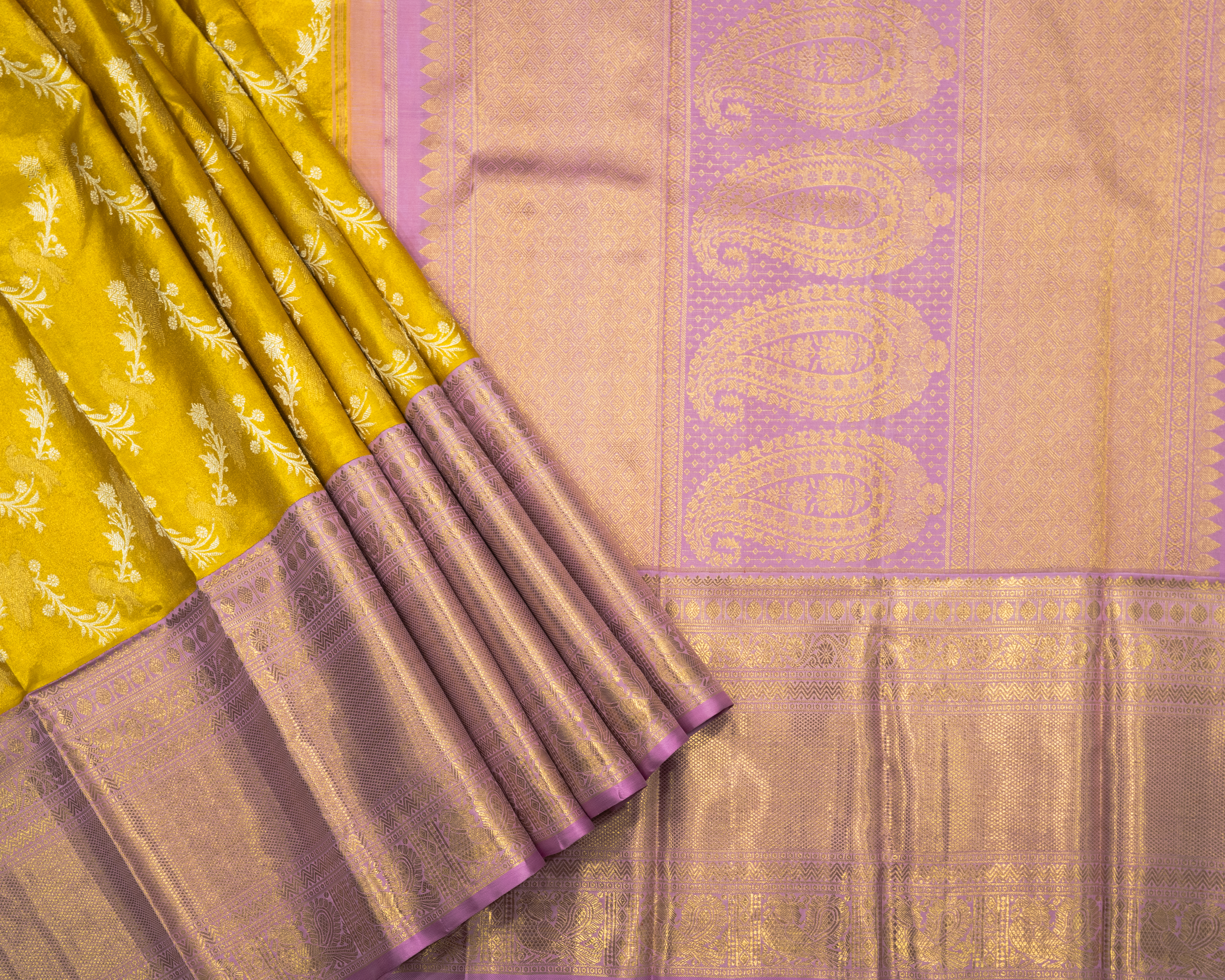 Kanchi Tissue Pattu